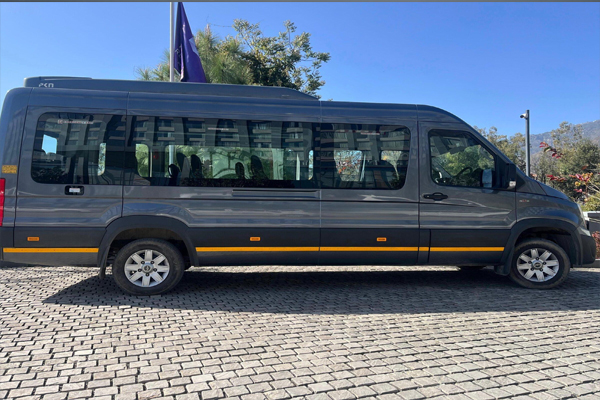 Urbania and Traveller group transport